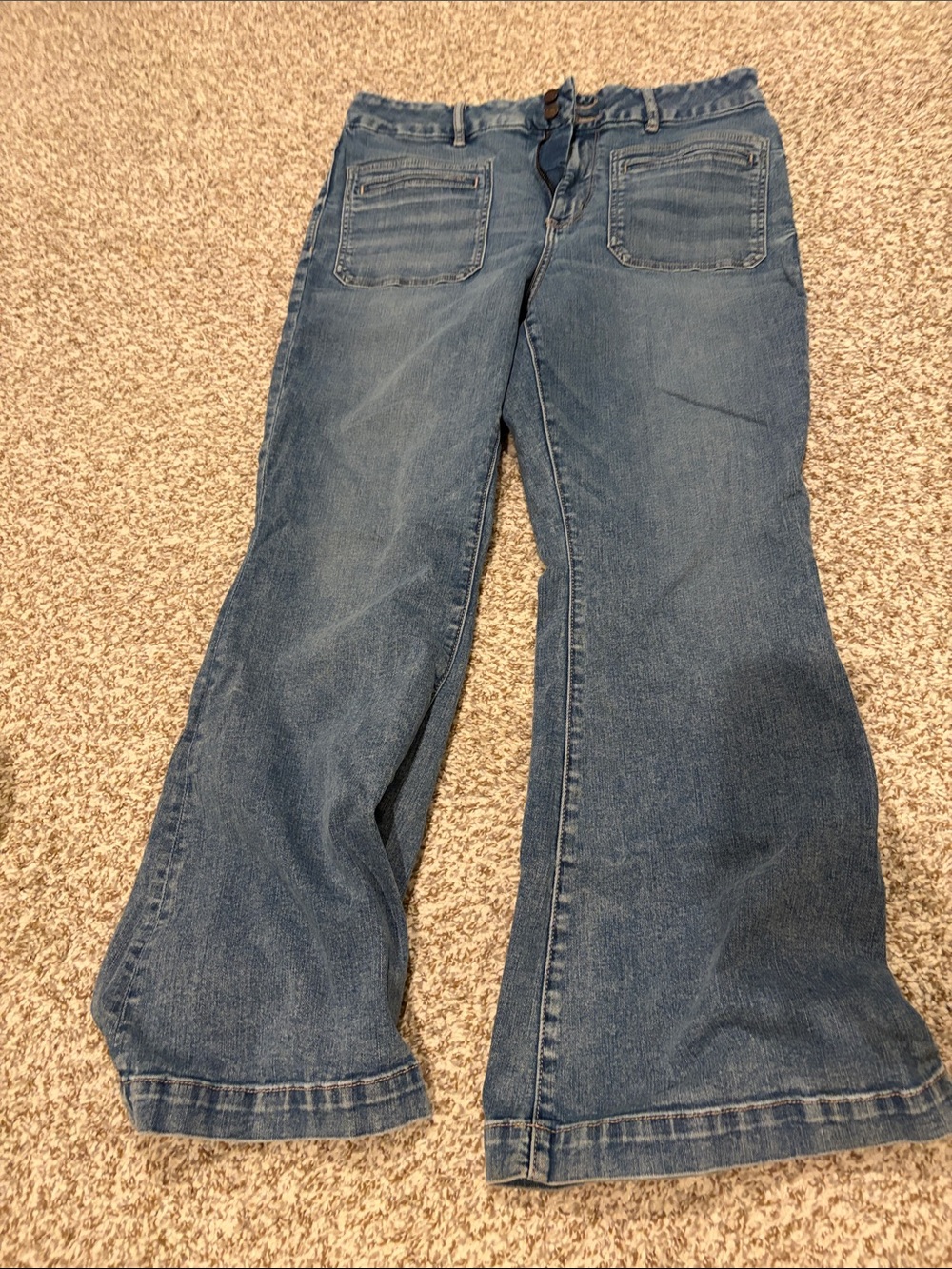 American Eagle Curvy Super High Rise Flare 14R